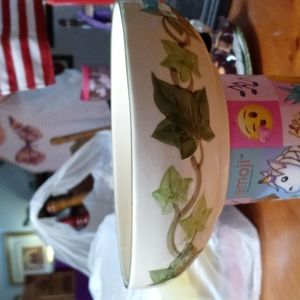 Vintage Franciscanware Ivy Pattern Veg bowl